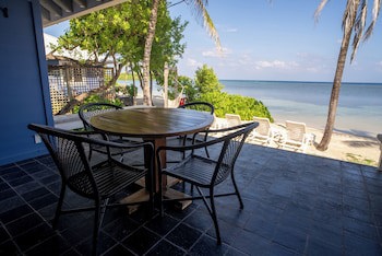 Barefoot Cay Resort