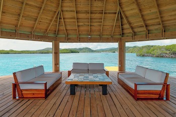 Barefoot Cay Resort