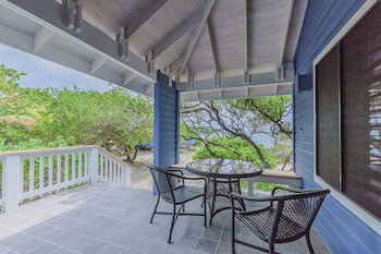 Barefoot Cay Resort