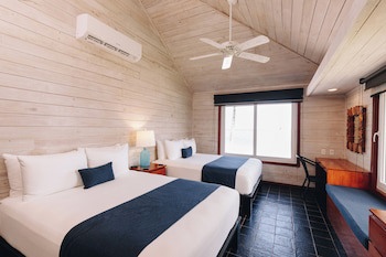 Barefoot Cay Resort