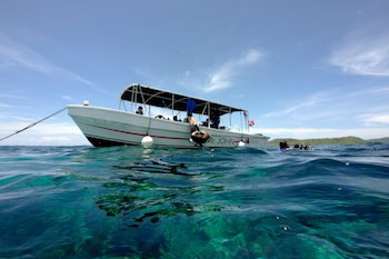 Barefoot Cay Resort