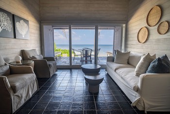 Barefoot Cay Resort