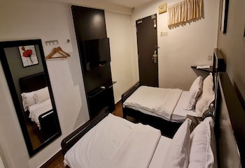 Crossroads Hotel