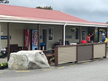 Greymouth Seaside Top 10 Holiday Park