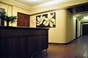 Abbott Hotel