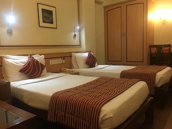 Abbott Hotel