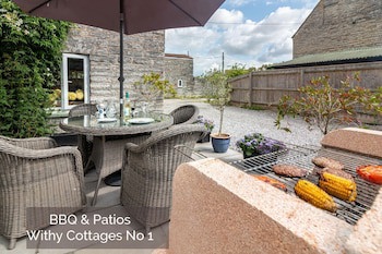 Withy Cottages