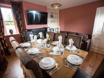 Withy Cottages