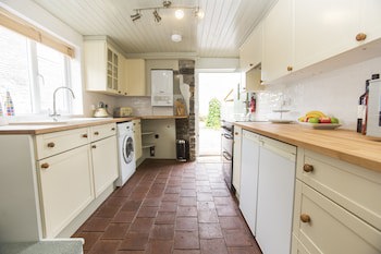 Withy Cottages