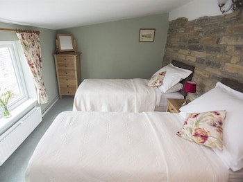 Withy Cottages