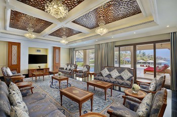 Doubletree By Hilton Resort & Spa Marjan Island