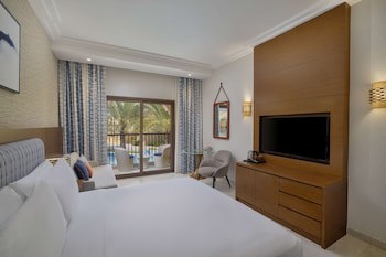 Doubletree By Hilton Resort & Spa Marjan Island