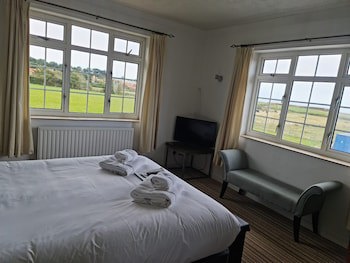 Dormy House Hotel