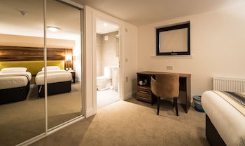 Livingston Lodge Hotel