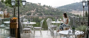 Hotel Yehuda