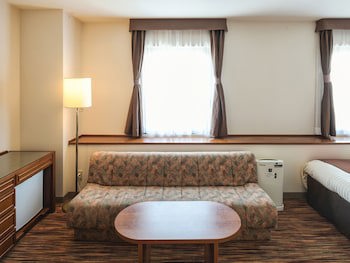Vessel Inn Yachiyo Katsutadai Ekimae