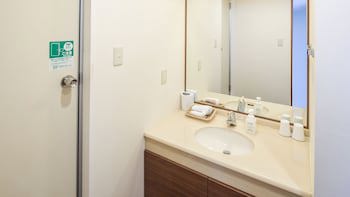 Vessel Inn Yachiyo Katsutadai Ekimae