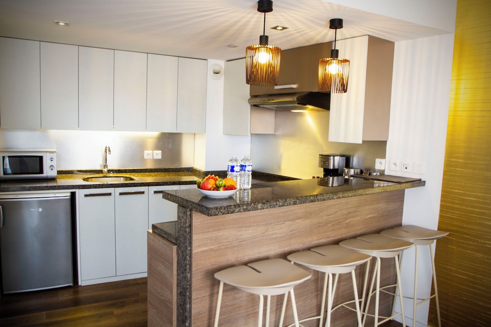Appart-Hotel Clement Ader