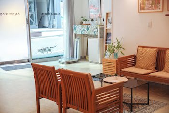 Starria Hostel Foreign Guest Only