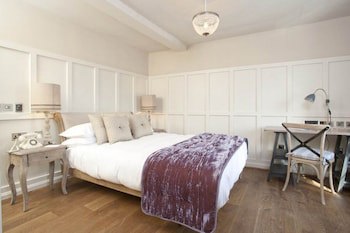 The White Swan Hotel