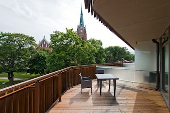 Mana Suites & Sea