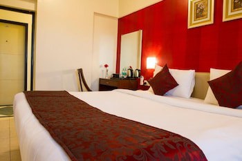 7 Apple Hotel Pimpri Pune
