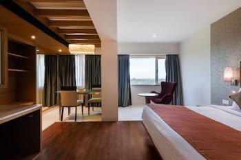 7 Apple Hotel Pimpri Pune