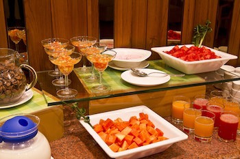 7 Apple Hotel Pimpri Pune