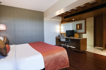 7 Apple Hotel Pimpri Pune