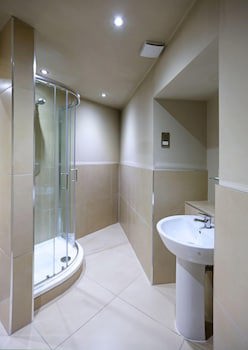 Palmerston Suites