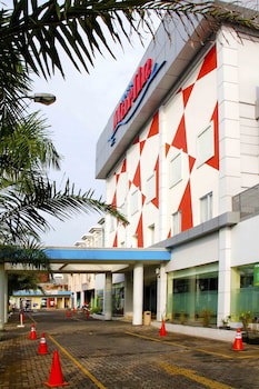 Hotel Marlin Pekalongan By Dafam Hotels