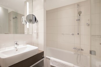 Holiday Inn Berlin - City East Side by IHG galeri fotoğrafı