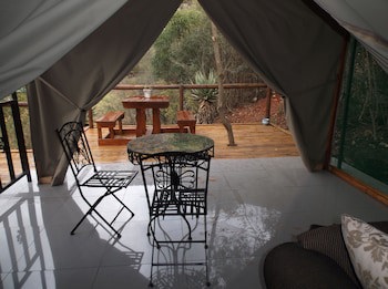 Old Mill Lodge, Working Ostrich Farm & Restaurant, Oudtshoorn