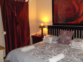 Old Mill Lodge, Working Ostrich Farm & Restaurant, Oudtshoorn