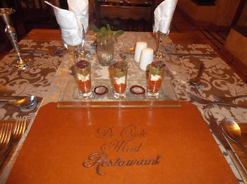 Old Mill Lodge, Working Ostrich Farm & Restaurant, Oudtshoorn