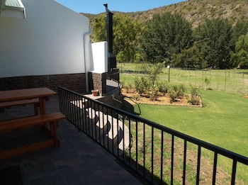 Old Mill Lodge, Working Ostrich Farm & Restaurant, Oudtshoorn