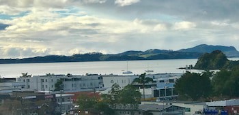 Bay Cabinz Motel