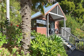 Bay Cabinz Motel