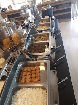 Avissa Suites