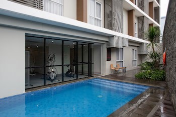 Avissa Suites