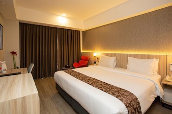 Avissa Suites