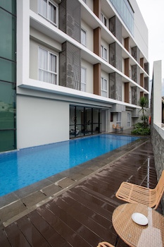 Avissa Suites