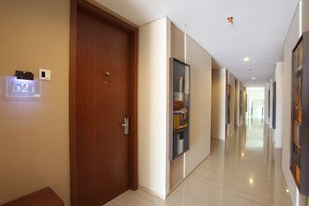 Avissa Suites