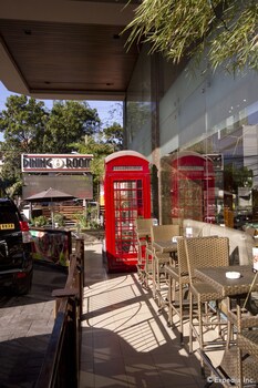 Castle Peak Hotel