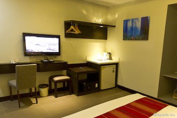 Castle Peak Hotel