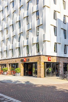 Ibis Rotterdam City Centre