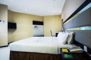 Ixora Hotel