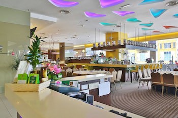 Ixora Hotel