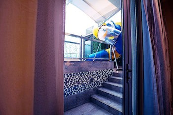 Ixora Hotel
