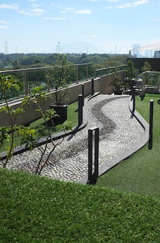 Ixora Hotel